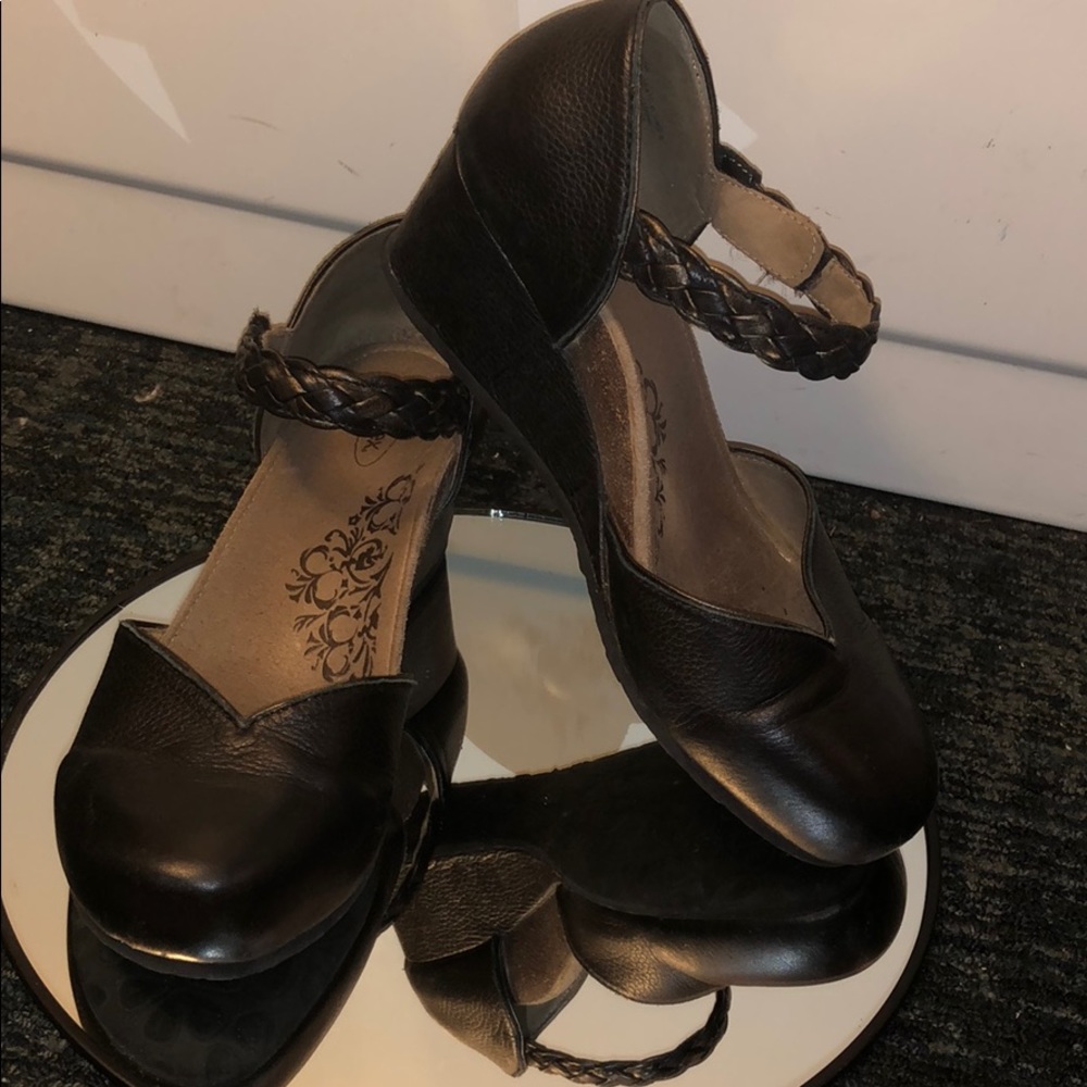 Mary Jane Wedges